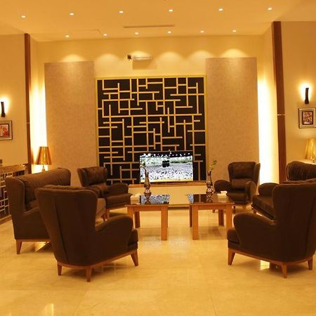 الفخامة الماسية للوحدات السكنية المفروشة Aparthotel Sidi Hamzah Exteriör bild