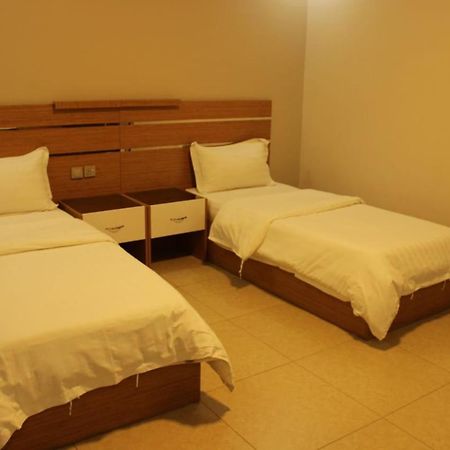 الفخامة الماسية للوحدات السكنية المفروشة Aparthotel Sidi Hamzah Exteriör bild
