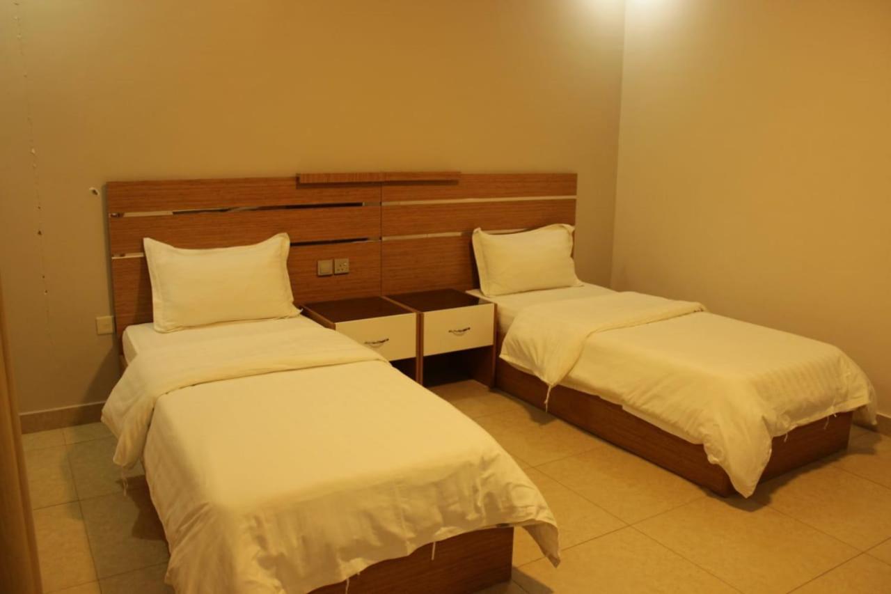 الفخامة الماسية للوحدات السكنية المفروشة Aparthotel Sidi Hamzah Exteriör bild