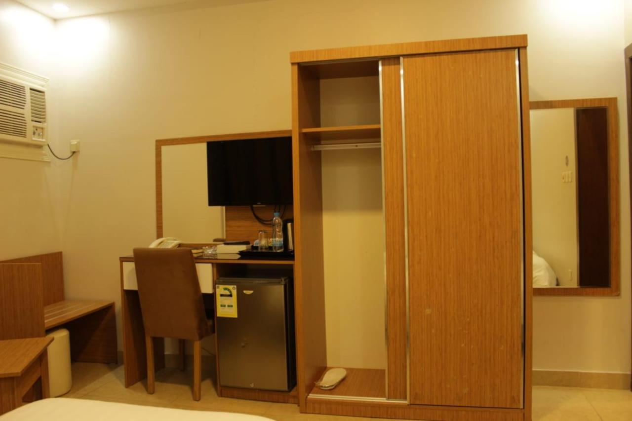 الفخامة الماسية للوحدات السكنية المفروشة Aparthotel Sidi Hamzah Exteriör bild
