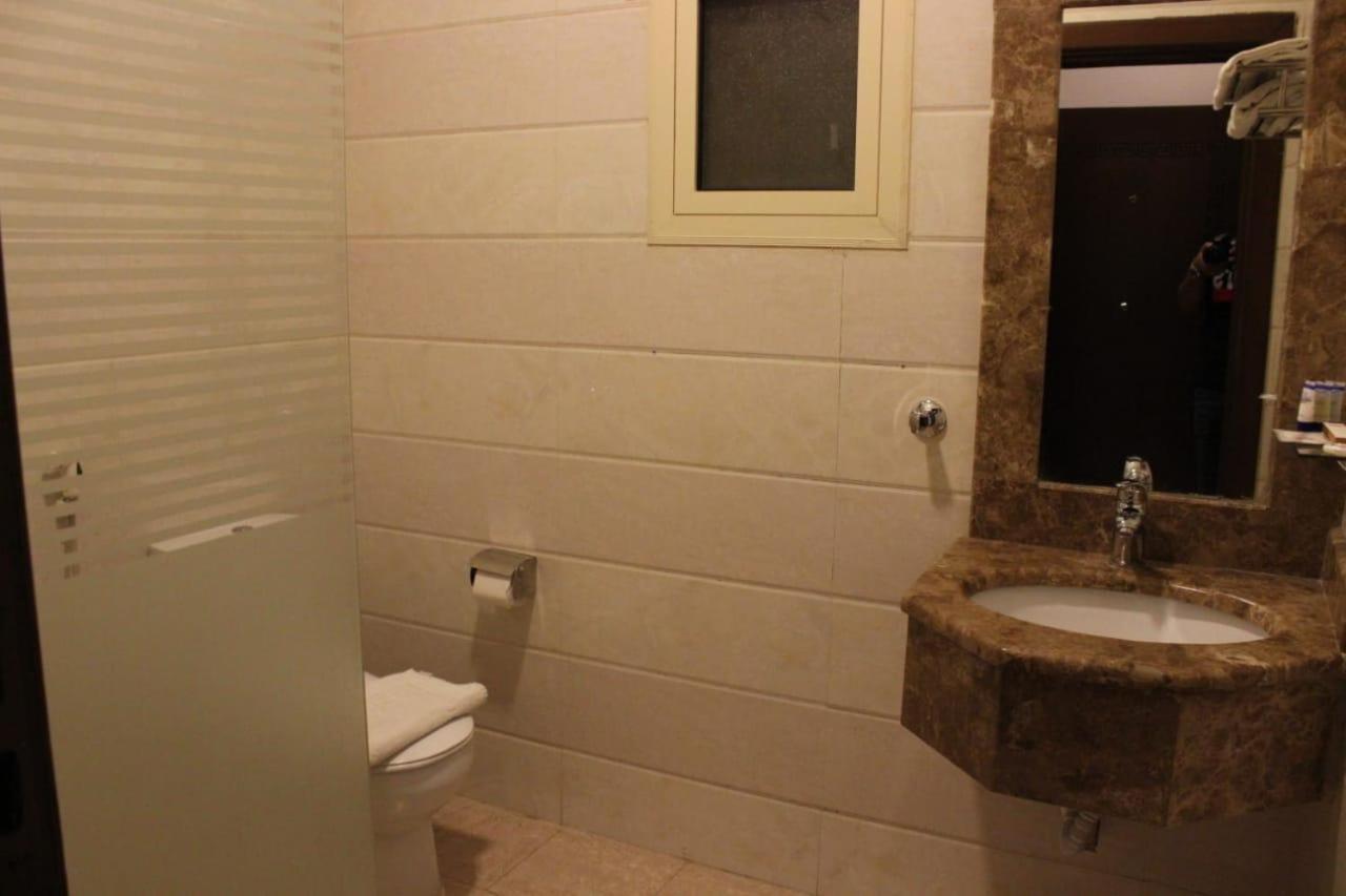 الفخامة الماسية للوحدات السكنية المفروشة Aparthotel Sidi Hamzah Exteriör bild